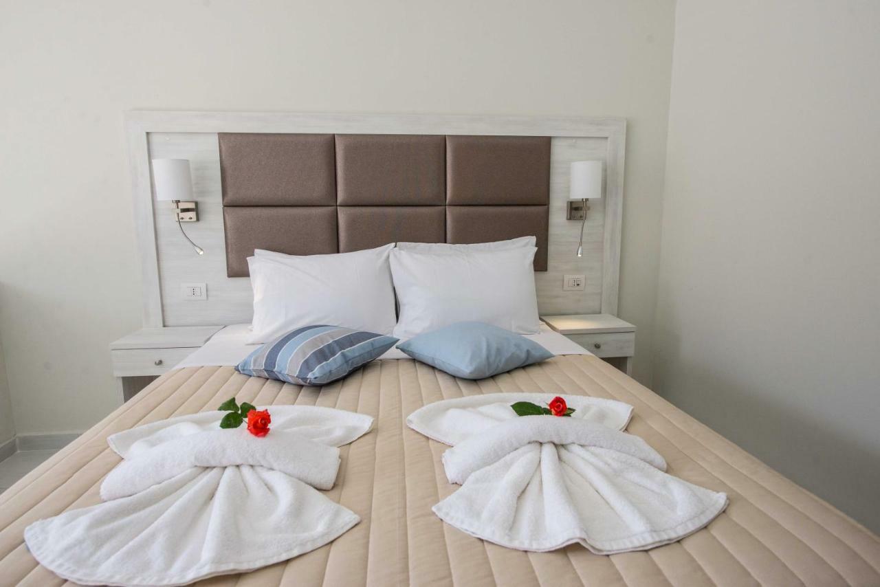 Amour Holiday Resort (Adults Only) Σιδάρι Εξωτερικό φωτογραφία